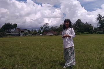 Baju Kebaya Pakaian adat